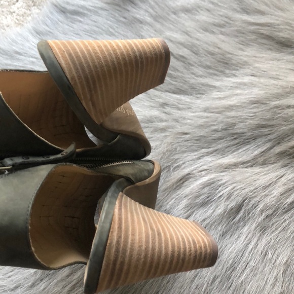 New Paul Green Sydney Studded Sandals 7 9.5 - Picture 6 of 7